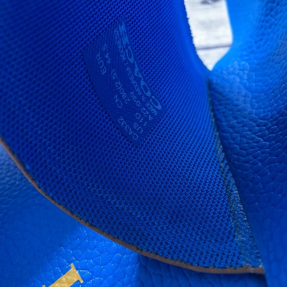 COACH
Men's Signature Rainbow Logo Print Slides - Picture 9 of 9